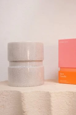 MISTER ZIMI Sales 13 W22 The Sara Candle Sara Candle In Fresh Cut Roses