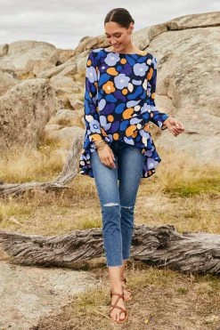 W22A Mum Jeans In Dark Denim