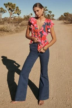 W22A Daphne Top In Sugar Maple Tops 12 W22A Daphne Top In Sugar Maple Tops