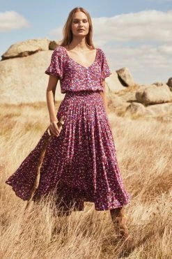 W22A Skirts Elyse Skirt In River Birch