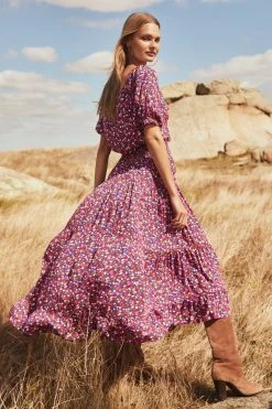 W22A Skirts Elyse Skirt In River Birch