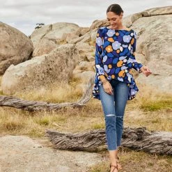 W22A Louise Top In Lavender