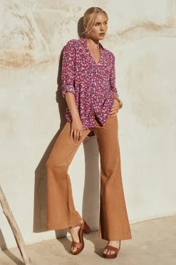 W22A Tops Phoebe Shirt In River Birch 18 W22A Tops Phoebe Shirt In River Birch