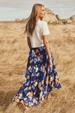 W22A Sage Crop Knit In White