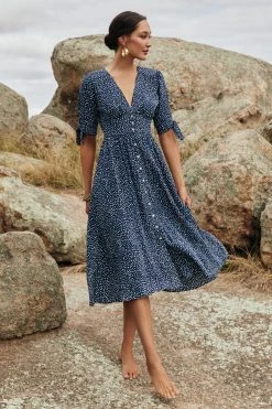 W22A Saskia Dress In Stardust