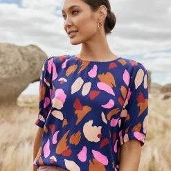 W22D Martina Top In Mojave New