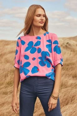 W22D Martina Top In Sapphire Rose