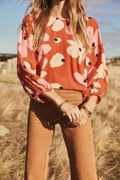 W22D Vivienne Top In Fire Bloom 12 W22D Vivienne Top In Fire Bloom